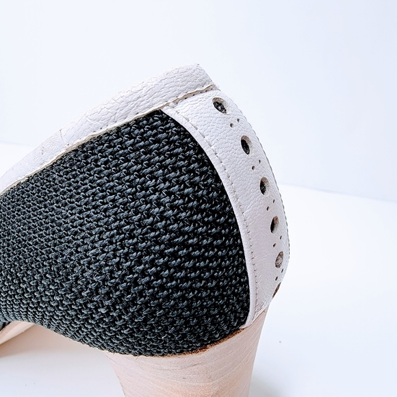 Stuart Weitzman | Vintage Spectator Heel Shoes 7.5 - Picture 12 of 16